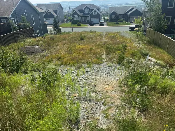 10 Pembury Close, Mount Pearl, NL A1N 0C5