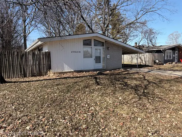29609 Everett ST, Southfieldcity_oakland, MI 48076
