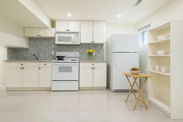 77 Wheelwright DR #Basement, Richmond Hill, ON L4E 5A1