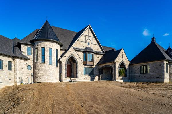 17 Edgewild DR, Caledon, ON L7E 4H7