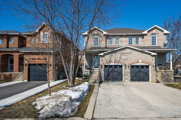 4 Knoll Haven CIR, Caledon, ON L7E 2R8
