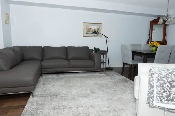 3845 Lake Shore BLVD W ##406, Toronto W06, ON M8W 4Y3