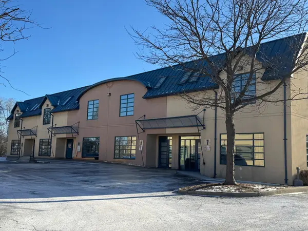 1464 Cornwall RD #9-10, Oakville, ON L6J 7W5