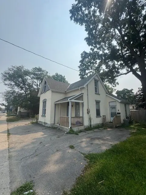 28 Oxford ST W, London North, ON N6H 1R3