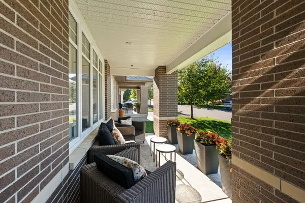 397 Kilspindie RDG, Barrhaven, ON K2J 6A4