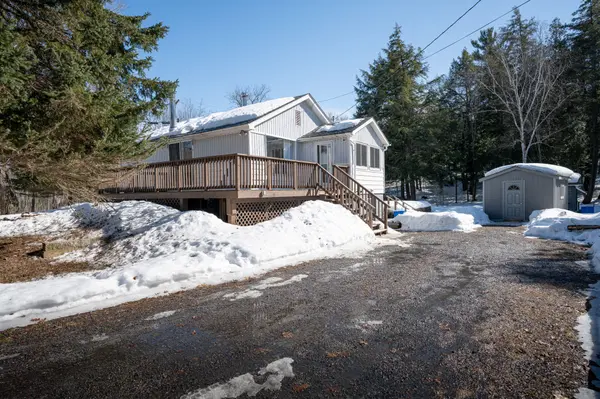 2 Deep Bay DR, Carling, ON P0G 1G0