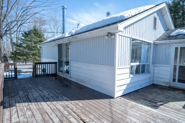 2 Deep Bay DR, Carling, ON P0G 1G0