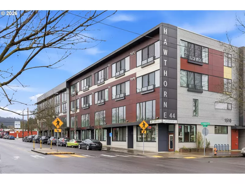 4426 SE HAWTHORNE BLVD #102, Portland, OR 97215