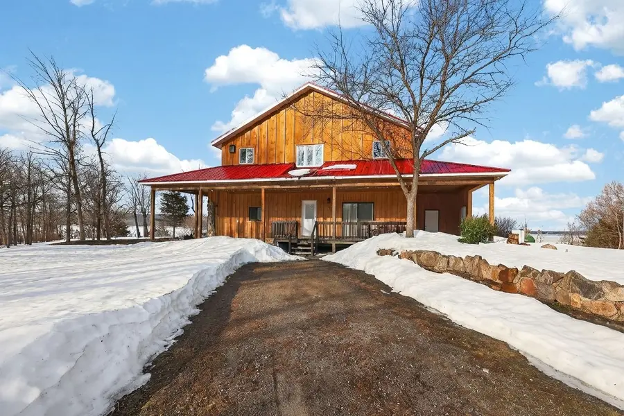 1866 Tay Bay RD, Severn, ON L0K 1E0