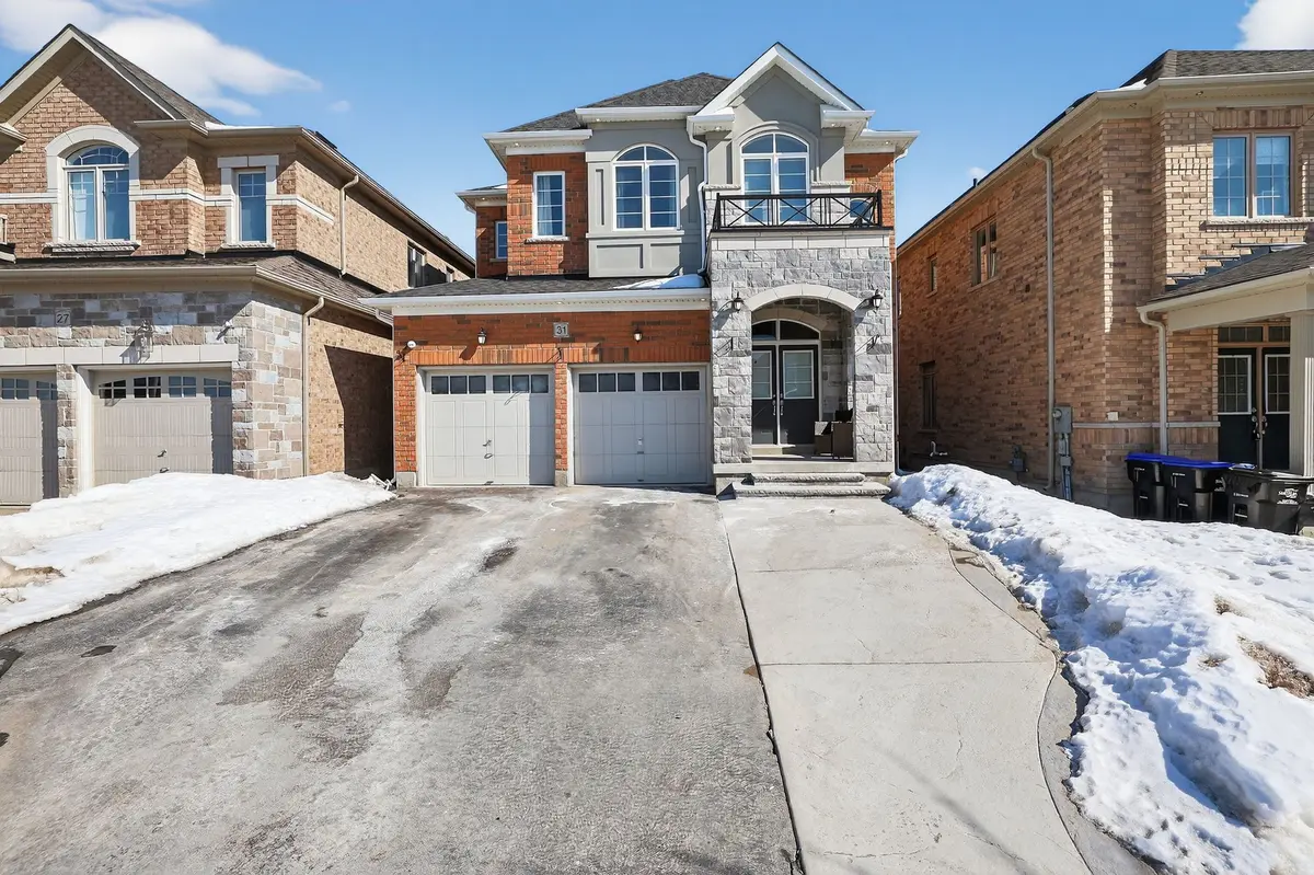 31 Tay BLVD, Bradford West Gwillimbury, ON L3Z 0W5
