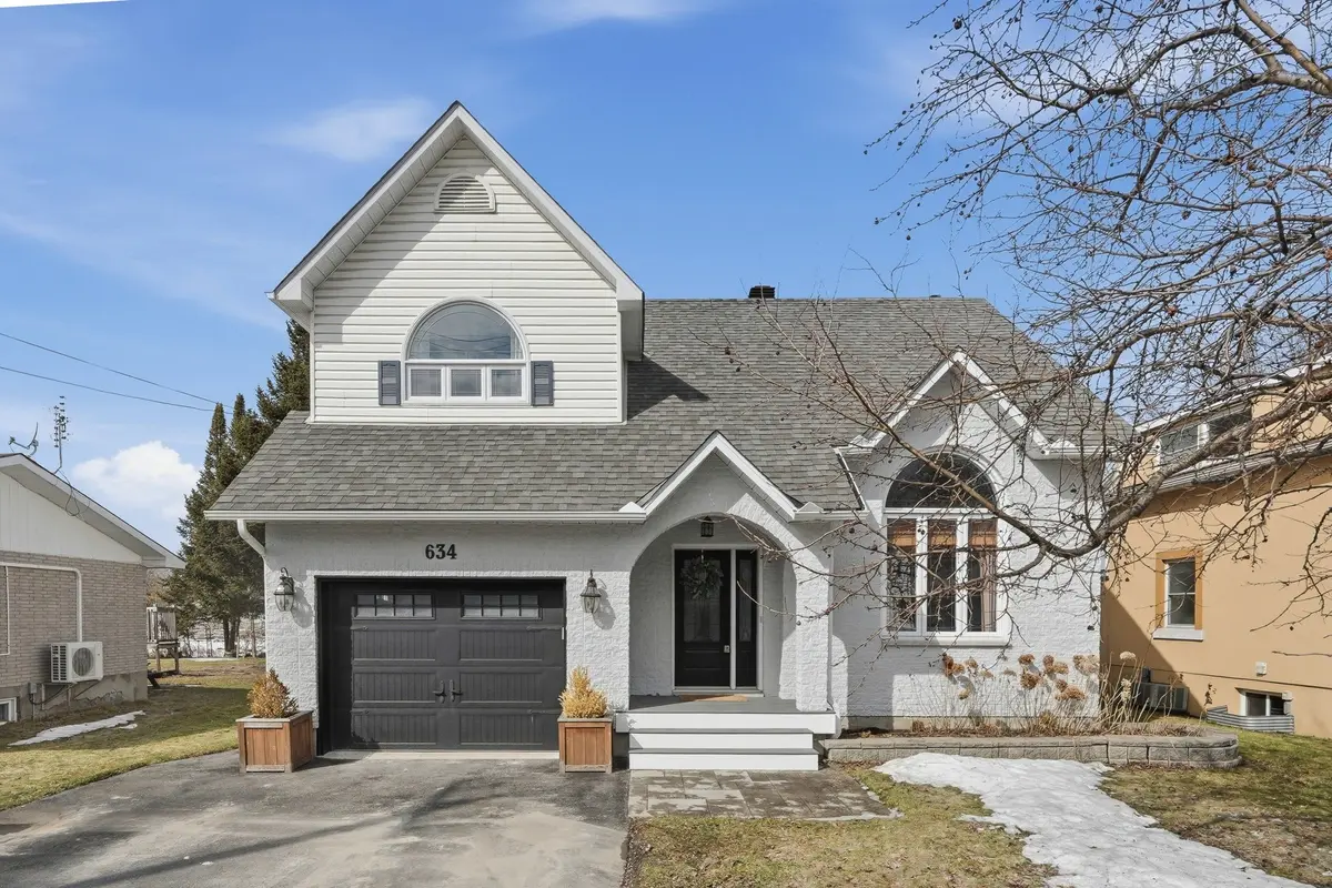 634 St Isidore ST, Casselman, ON K0A 1M0