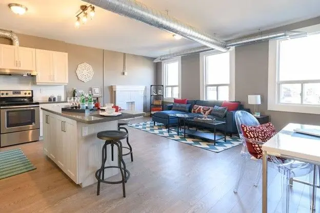 1000 King ST E #1006, Hamilton, ON L8M 1C8