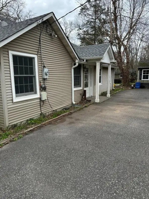 213 Liberty Corner Rd, Bernards Twp., NJ 07931