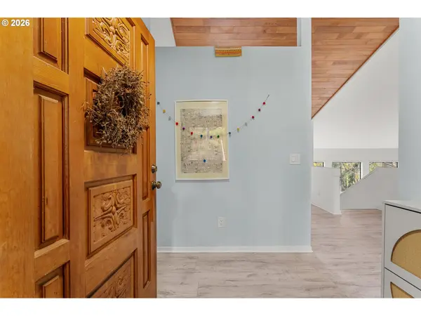 17821 SUNDOWN CT, Lake Oswego, OR 97034