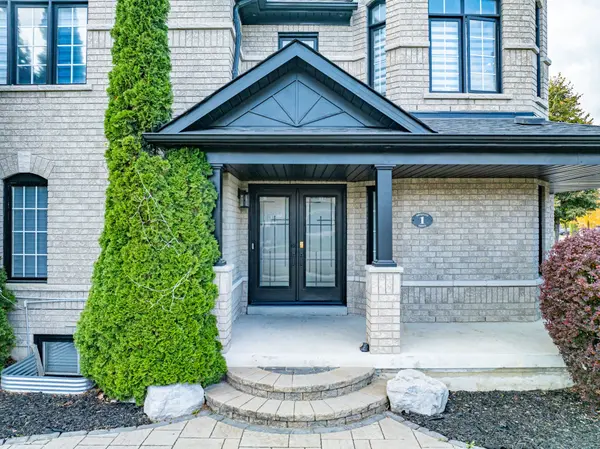1 Bridgid DR, Whitby, ON L1P 1T7