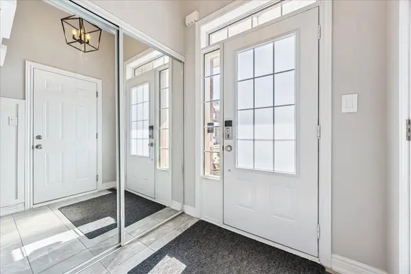 36 Clifford CRES, New Tecumseth, ON L0G 1W0