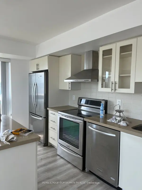 75 Norman Bethune AVE #317, Richmond Hill, ON L4B 0B6