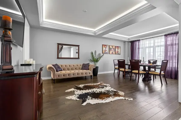 77 Trail BLVD, Springwater, ON L9X 0S3