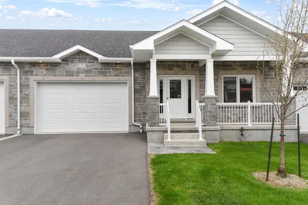 9 Ben TeKamp TER, Brockville, ON K0E 0E8