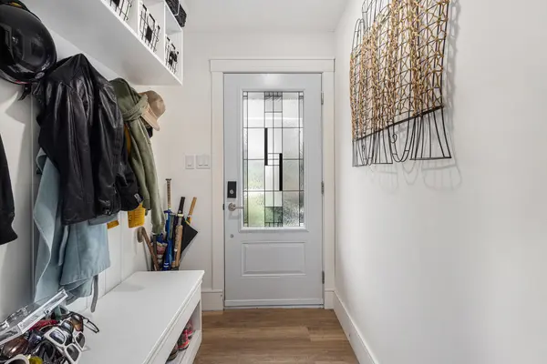 7349 Roger Stevens DR, Montague, ON K7A 4S6