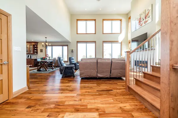 3052 Stoneridge RD, Constance Bay - Dunrobin - Kilmaurs - Woodlawn, ON K0A 1T0