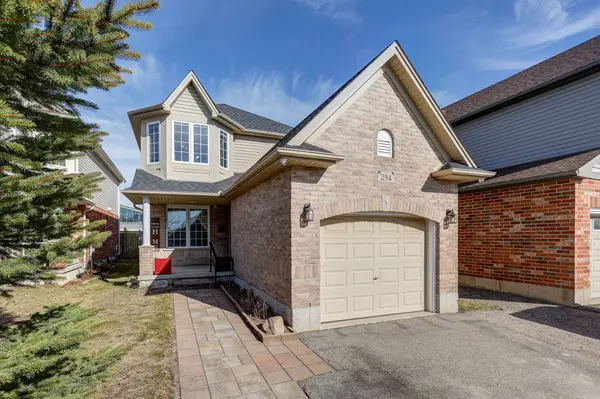 294 Mcmahen ST, London East, ON N5Y 0A2