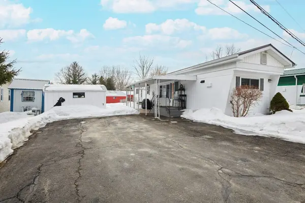 1871 Oxford AVE #7, Elizabethtown-kitley, ON K6V 7B5