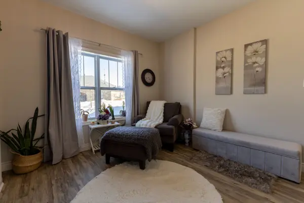 1050 Waterloo ST #11, Saugeen Shores, ON N0H 2C3