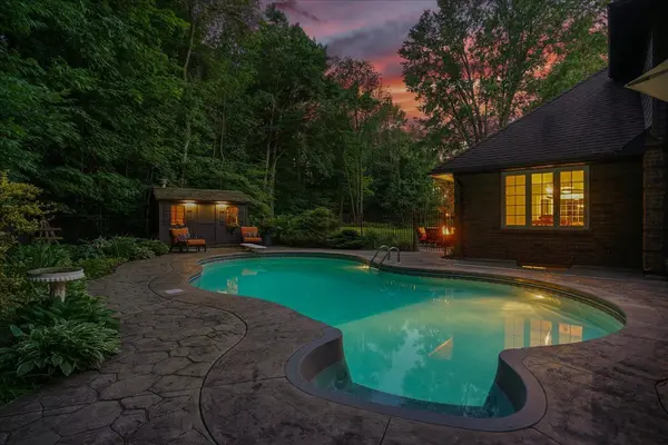 123 Atkins ST, Georgian Bluffs, ON N4K 6V5