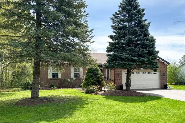 133 Robmar CRES, Kawartha Lakes, ON K0M 1J0