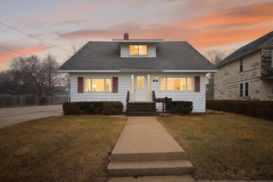 430 Bridge AVE, Alma, MI 48801