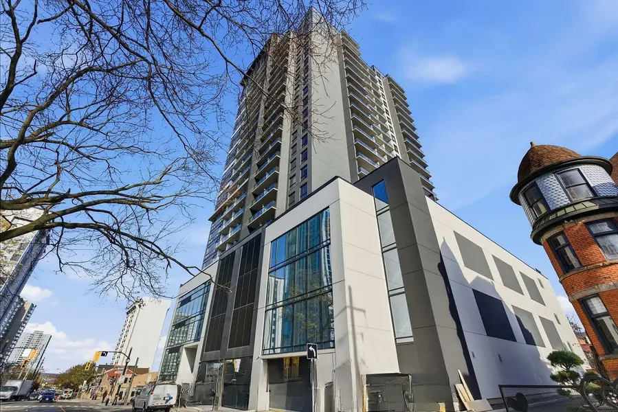 15 Queen ST S #2008, Hamilton, ON L8P 0C6