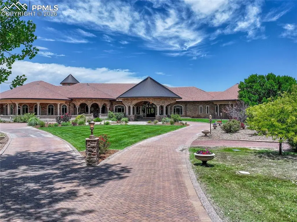 760 28 1/2 LN, Pueblo, CO 81006