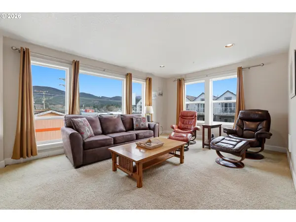 Rockaway Beach, OR 97136,300 N PACIFIC ST #37