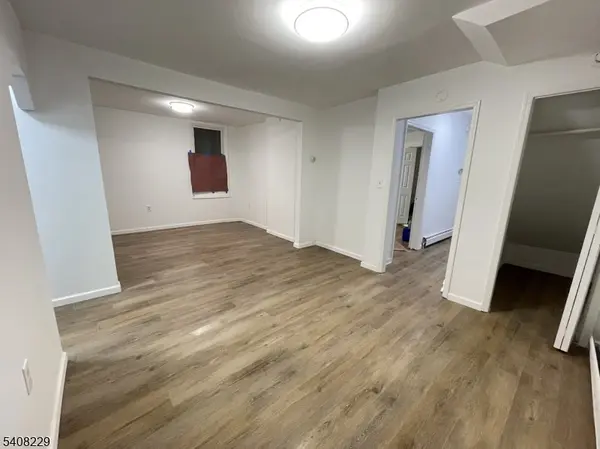 84 Brighton Ave, Kearny Town, NJ 07032