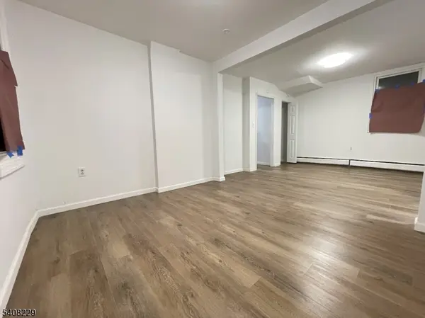 84 Brighton Ave, Kearny Town, NJ 07032