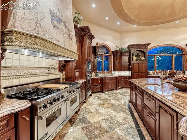 760 28 1/2 LN, Pueblo, CO 81006