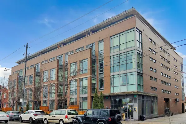 707 Dovercourt RD #215, Toronto C01, ON M6H 0B5