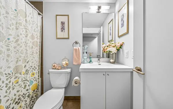 2550 Simcoe ST N #405, Oshawa, ON L1L 0R5