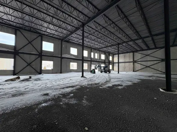 420 Addison Hall CIR #9, Aurora, ON L4G 3X8