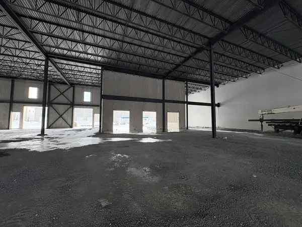 420 Addison Hall CIR #9, Aurora, ON L4G 3X8