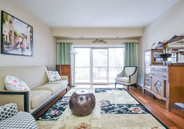 19B Yonge ST N #204, Springwater, ON L0L 1P0