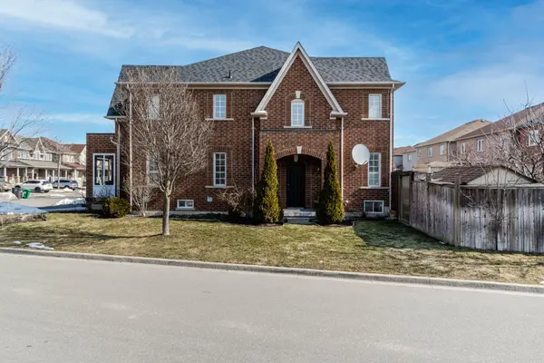 4 Beresford CRES, Brampton, ON L6P 2M3