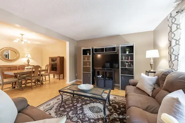 405 Hyacinthe BLVD #65, Mississauga, ON L5A 3N1