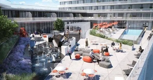 3900 Confederation Pkwy #912, Mississauga, ON L5B 0M3