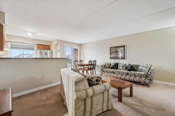 415 Grange RD #306, Guelph, ON N1E 0C4