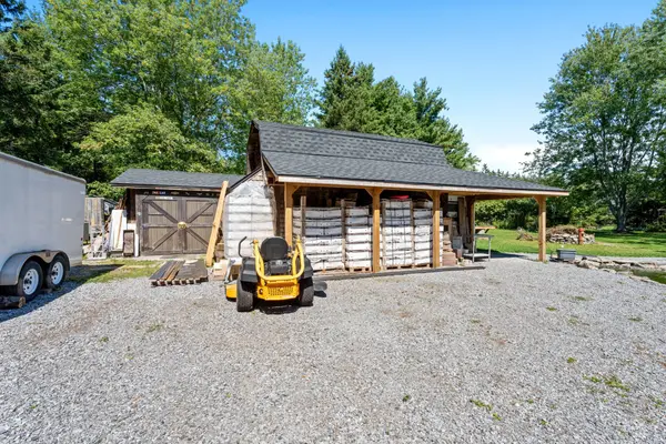 1546 Nigh RD, Fort Erie, ON L2A 5M4