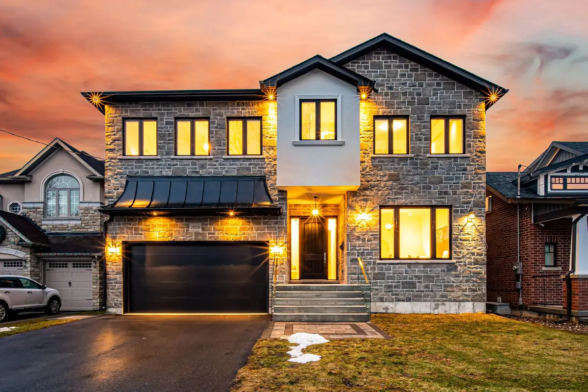 2955D Seabreeze RD, Ajax, ON L1S 1C5