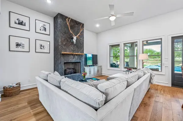 217 E Bay Drive, Bridgeport, TX 76426