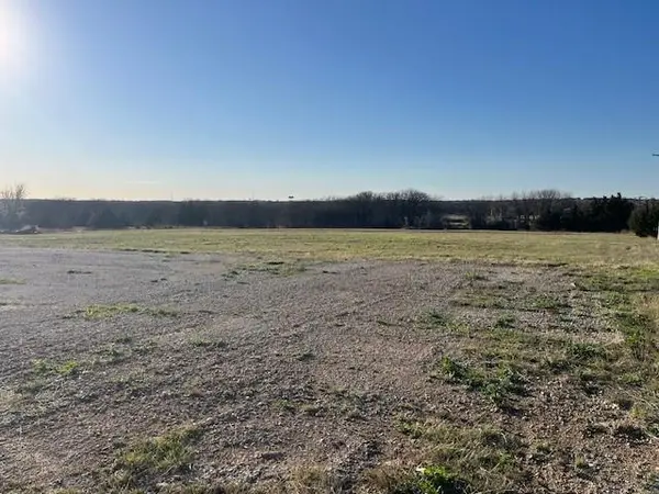 820 Tx-101, Sunset, TX 76270